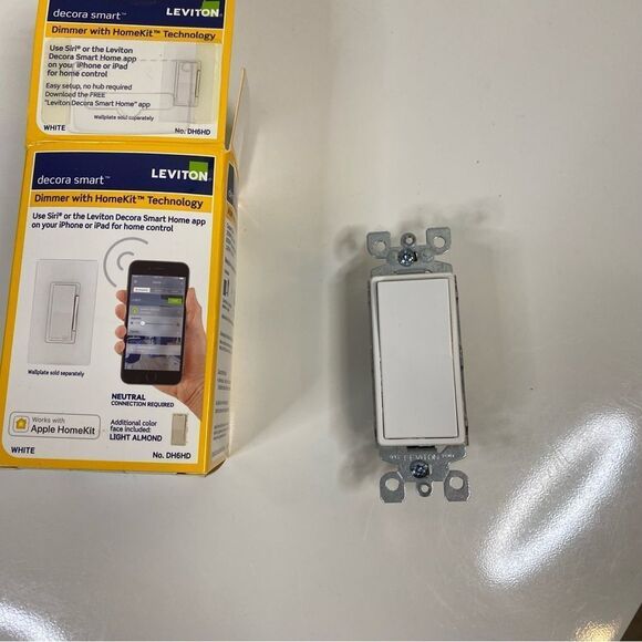 Leviton NWOT Dimmer Switch 15A 120/277V AC/CA, White Set of 3 - Picture 3 of 4